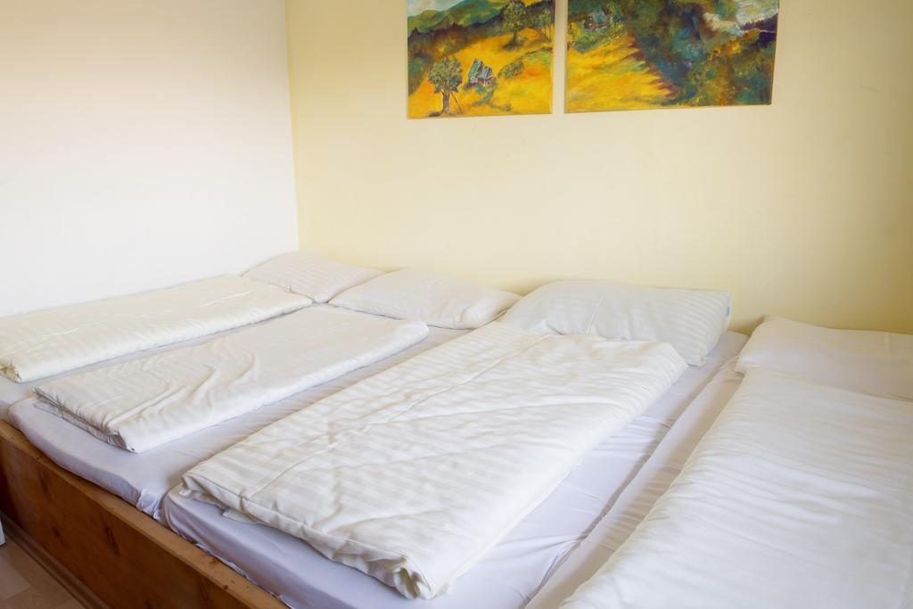Altes Almhaus Hotel Maria Lankowitz Room photo