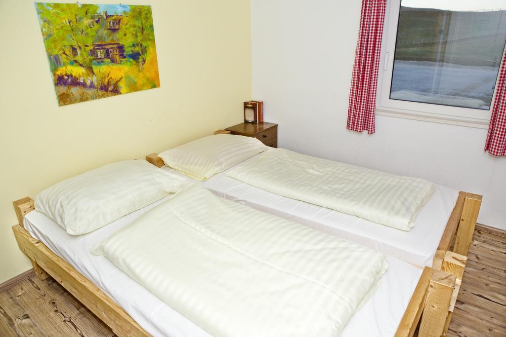 Altes Almhaus Hotel Maria Lankowitz Room photo